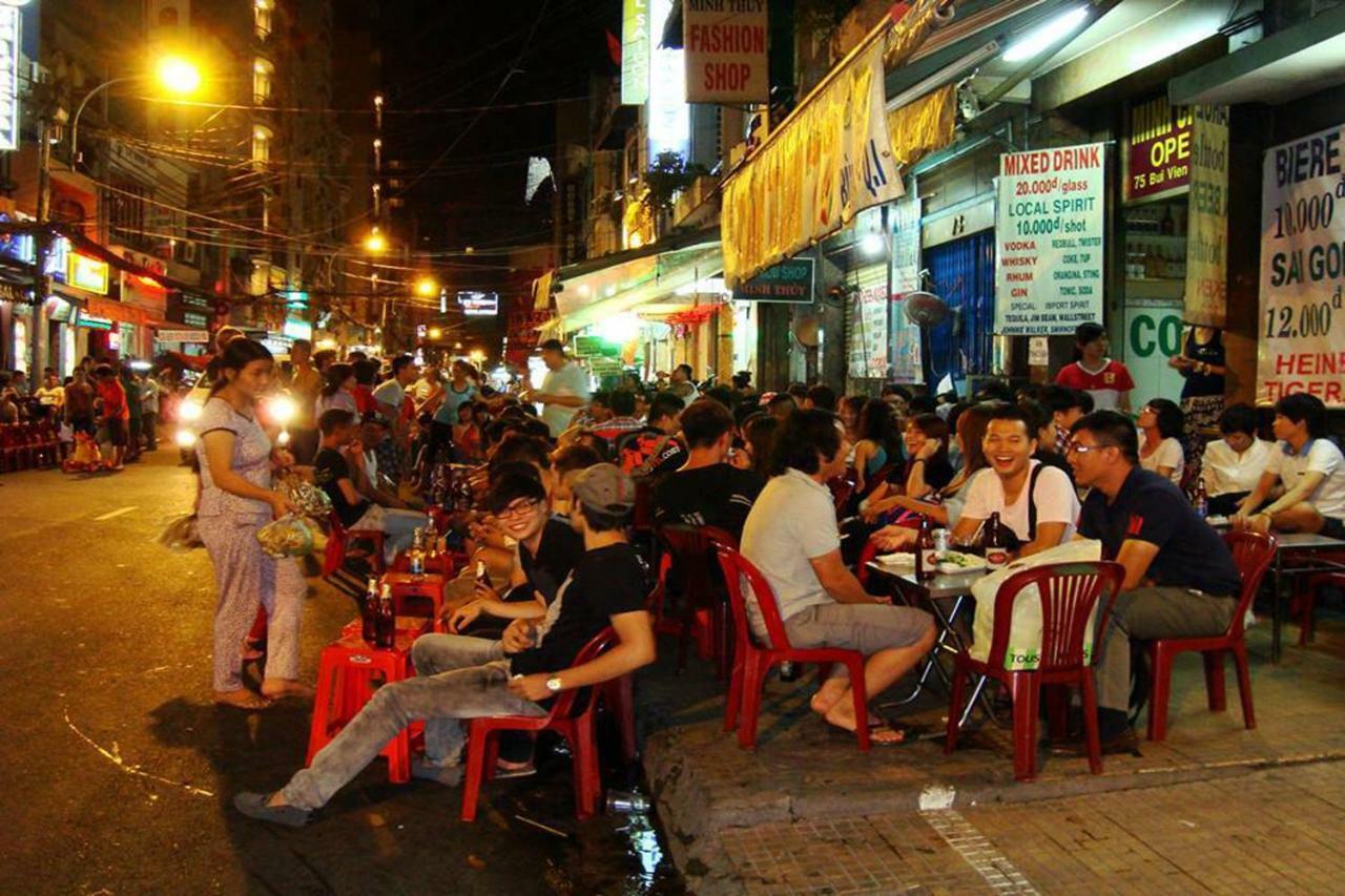 Hoang Yen Guesthouse Ho Chi Minh City Exterior photo
